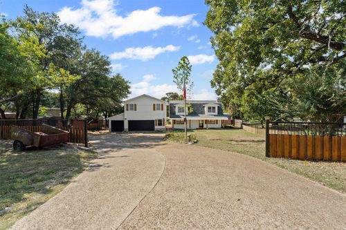 7329 Hickey Rd, Azle, TX, 76020-5611 | Card Image