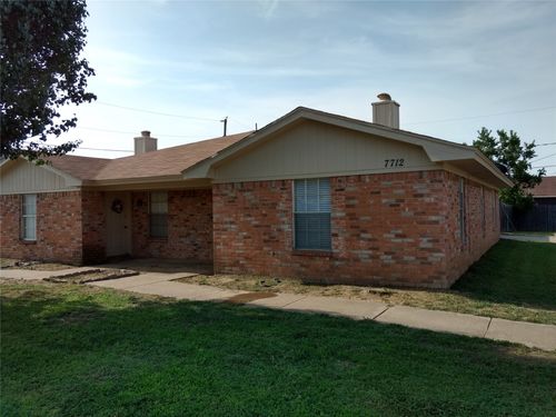 7712 Westcliff St, North Richland Hills, TX, 76182-4634 | Card Image