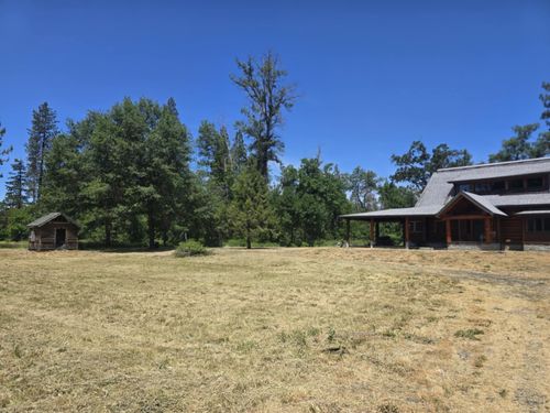 4420 Holland Loop Rd, Cave Junction, OR, 97523-9758 | Card Image
