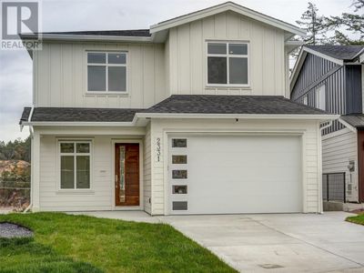 2331 Swallow Pl, House other with 5 bedrooms, 5 bathrooms and 2 parking in Langford BC | Image 1