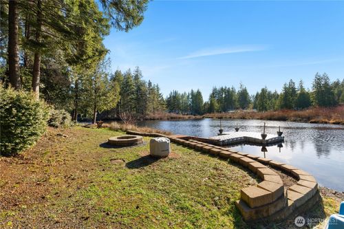 2520 E Saint Andrews Dr N, Shelton, WA, 98584-7551 | Card Image