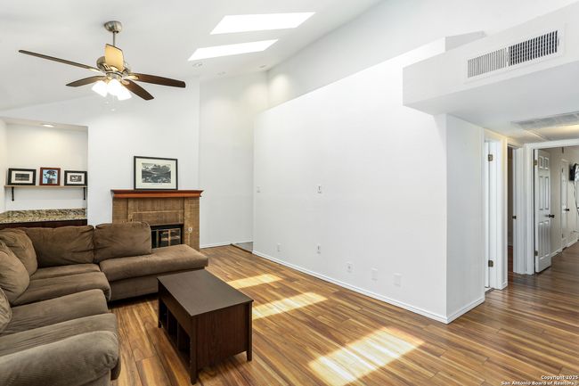 APT-236 - 8633 Datapoint Dr, Condo with 2 bedrooms, 2 bathrooms and null parking in San Antonio TX | Image 4