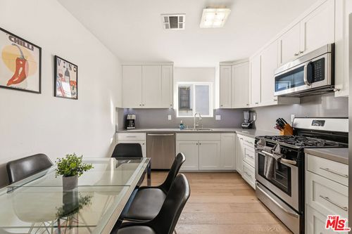 2741 S Palm Grove Ave, LOS ANGELES, CA, 90016 | Card Image