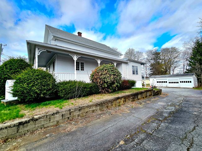 46 Salisbury Ave, House other with 3 bedrooms, 1 bathrooms and null parking in Moosup CT | Image 6
