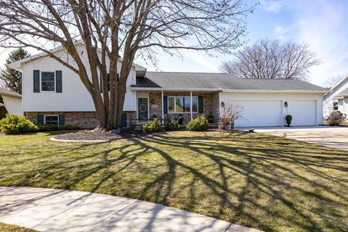 2435 Kaitlynn Court, OSHKOSH, WI, 54901 | Card Image