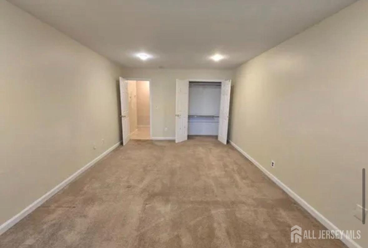 Residential Lease in Edison 3
