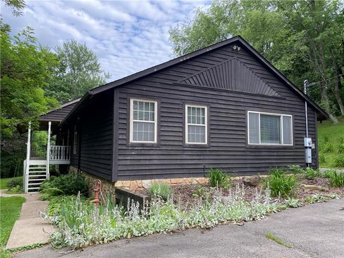 120 Alter Rd, New Kensington, PA, 15068-9514 | Card Image