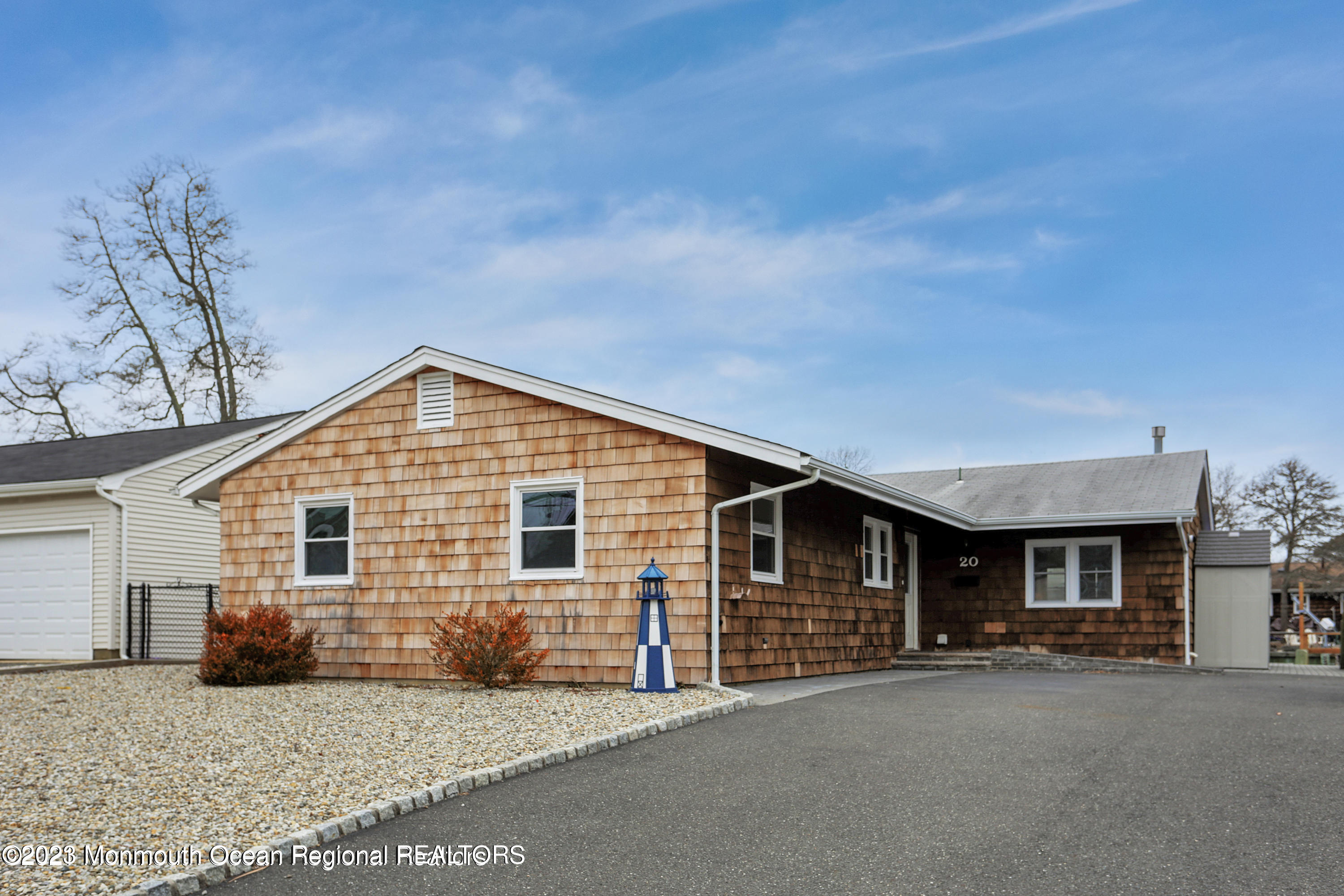 20 Sandy Point Drive, Sold in Brick Zoocasa