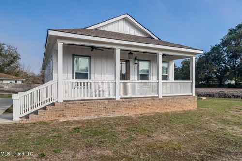 306 Cowan Rd, Gulfport, MS, 39507-1409 | Card Image