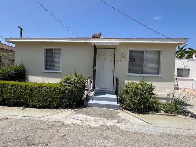 211 N Alhambra Ave, House other with 2 bedrooms, 1 bathrooms and 1 parking in Monterey Park CA | Image 15