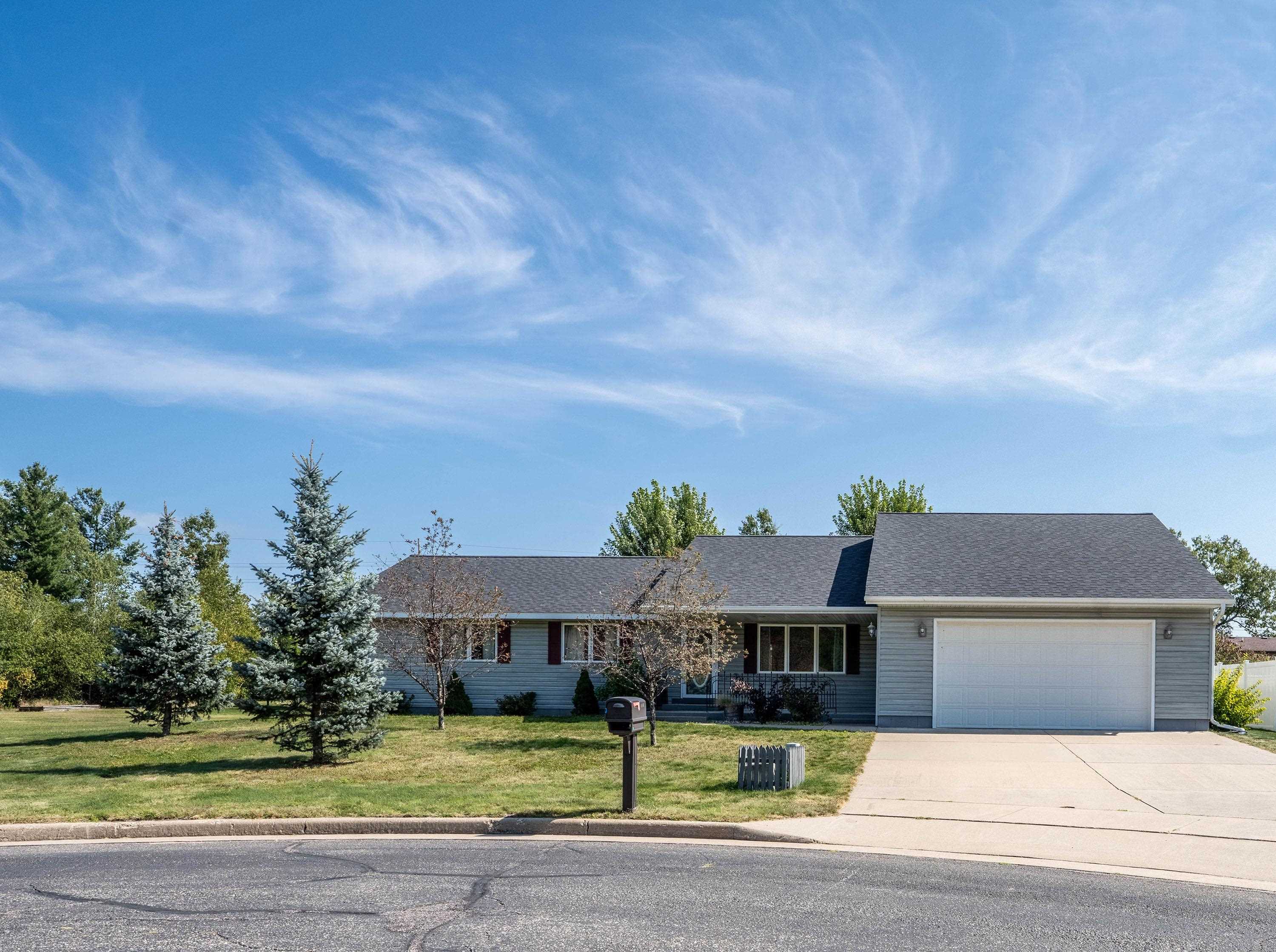 James Ct, Wisconsin Rapids, WI 54494