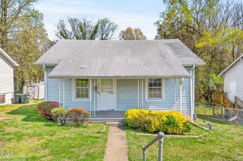 1028 Queen Ann St, Burlington, NC, 27217-7041 | Card Image