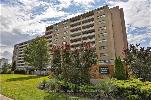 17-15 Albright Rd, Hamilton, ON, L8K5J2 | Card Image