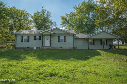 20540 Highway 43, Seneca, MO, 64865-8117 | Card Image