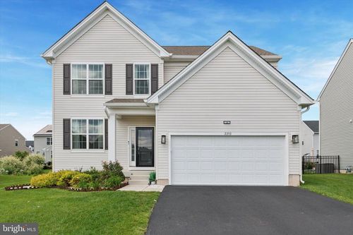 2353 Twin Lakes Dr, QUAKERTOWN, PA, 18951-2866 | Card Image