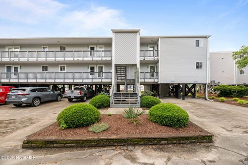 2201 Harbourside Dr, New Bern, NC, 28560-7284 | Card Image