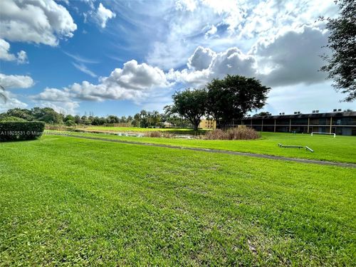 1808-1808 Meadows Cir W, Boynton Beach, FL, 33436-9227 | Card Image