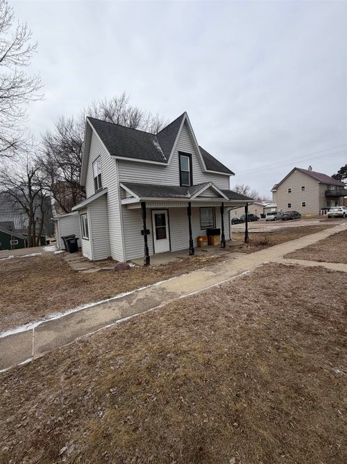 106 Avenue Avenue A E, Lake Park, IA, 51347-7737 | Card Image