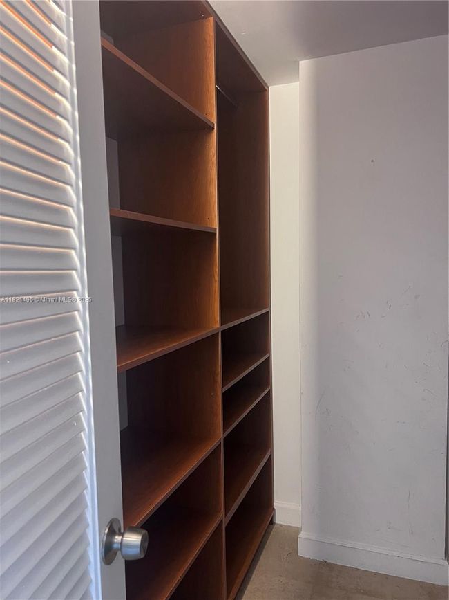 APT-207 - 19390 Collins Ave, Condo with 2 bedrooms, 2 bathrooms and null parking in Sunny Isles Beach FL | Image 49