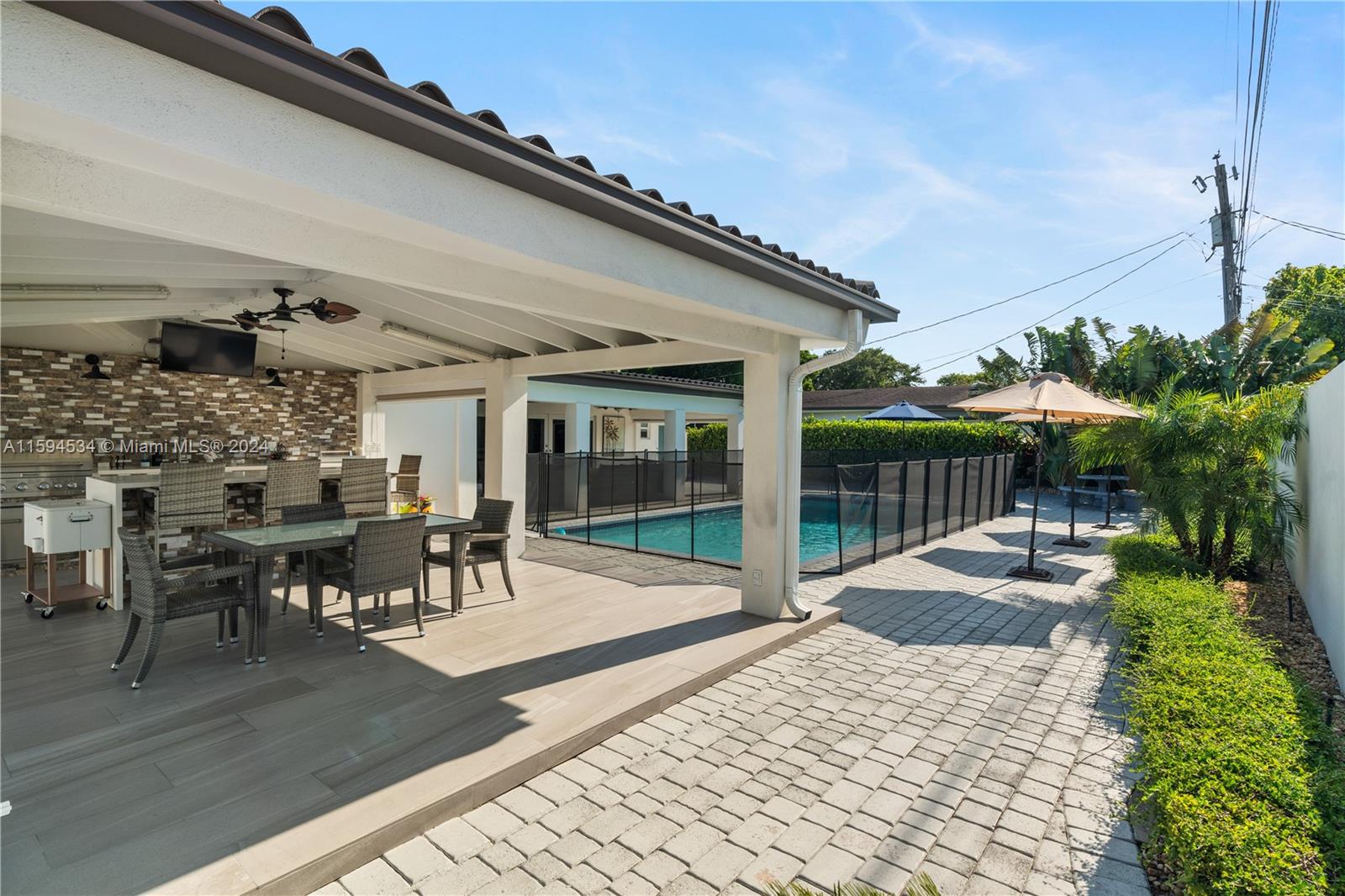 83rd St, Hialeah, FL 33014