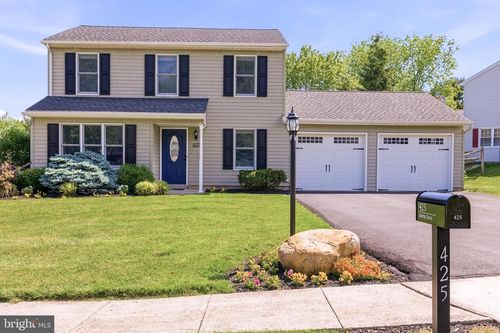 425 Sawyer Dr, HARLEYSVILLE, PA, 19438-2317 | Card Image