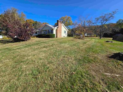 48 Deborah Drive, House other with 3 bedrooms, 1 bathrooms and null parking in Rutland Town VT | Image 2