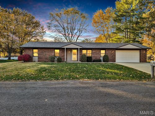 114 Kenneth Dr, Troy, IL, 62294-1715 | Card Image