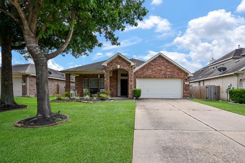 18019 Willow Cliff Ln, Cypress, TX, 77433-6121 | Card Image