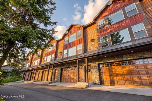 11-68 Whiplash Cir, Sandpoint, ID, 83864-5463 | Card Image