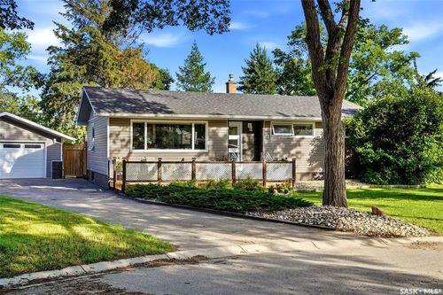 91 Cardinal Cres, Regina, SK, S4S3H8 | Card Image
