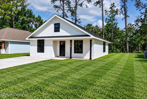 1528 Wynedote Dr, Gautier, MS, 39553-2688 | Card Image