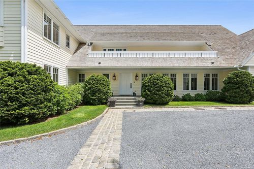 48 Cobblefield Lane, Southampton, NY, 11968 | Card Image