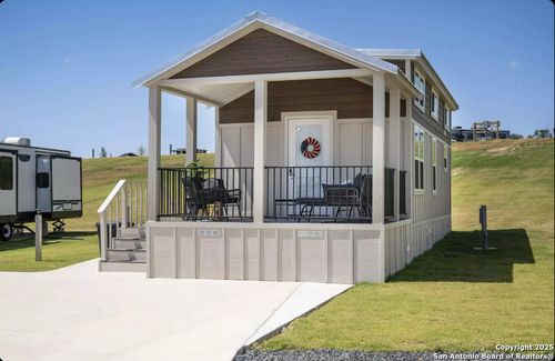 97-5386 Ranch Road 1376, Fredericksburg, TX, 78624 | Card Image