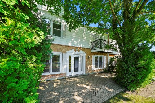 117 Rivershire Ln, Lincolnshire, IL, 60069-3804 | Card Image