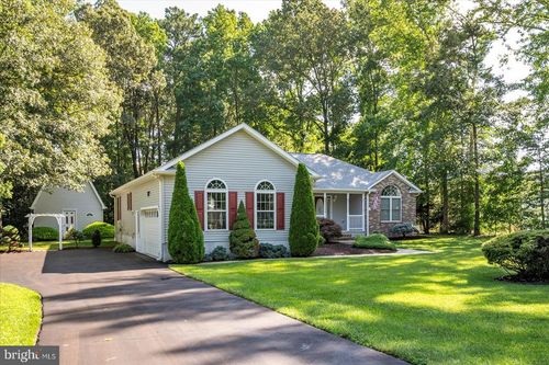 22256 Holly View Ct, Bridgeville, DE, 19933-4570 | Card Image