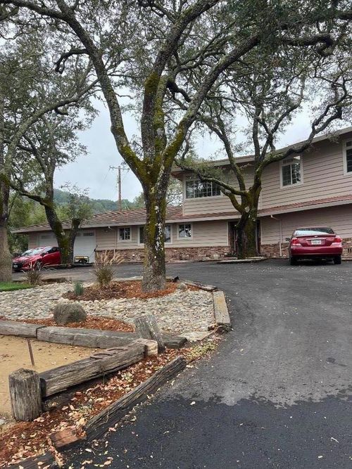 d-15805 Uvas Rd, Morgan Hill, CA, 95037-9495 | Card Image