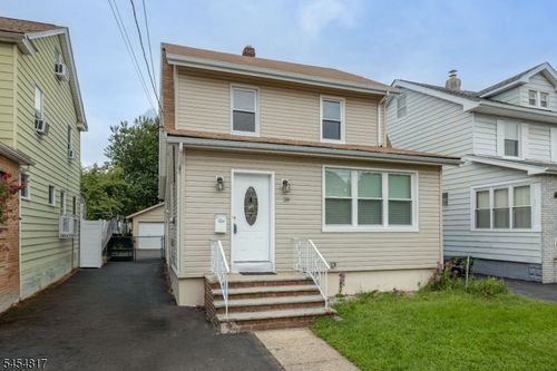 39 Hurden St, Hillside, NJ, 07205-2816 | Card Image