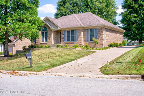 4709 Carolina Springs Ct, Louisville, KY, 40299-8322 | Card Image