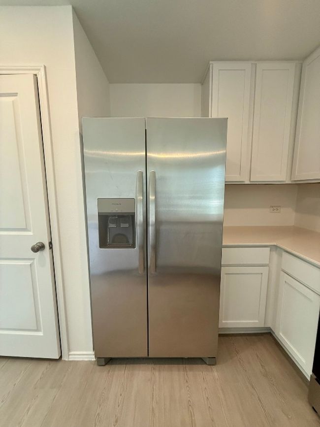 Brand new stainless steel refrigerator | Image 9