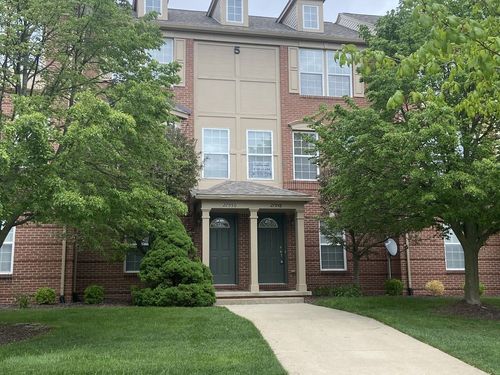 27948 Declaration Rd, Novi, MI, 48377-2555 | Card Image