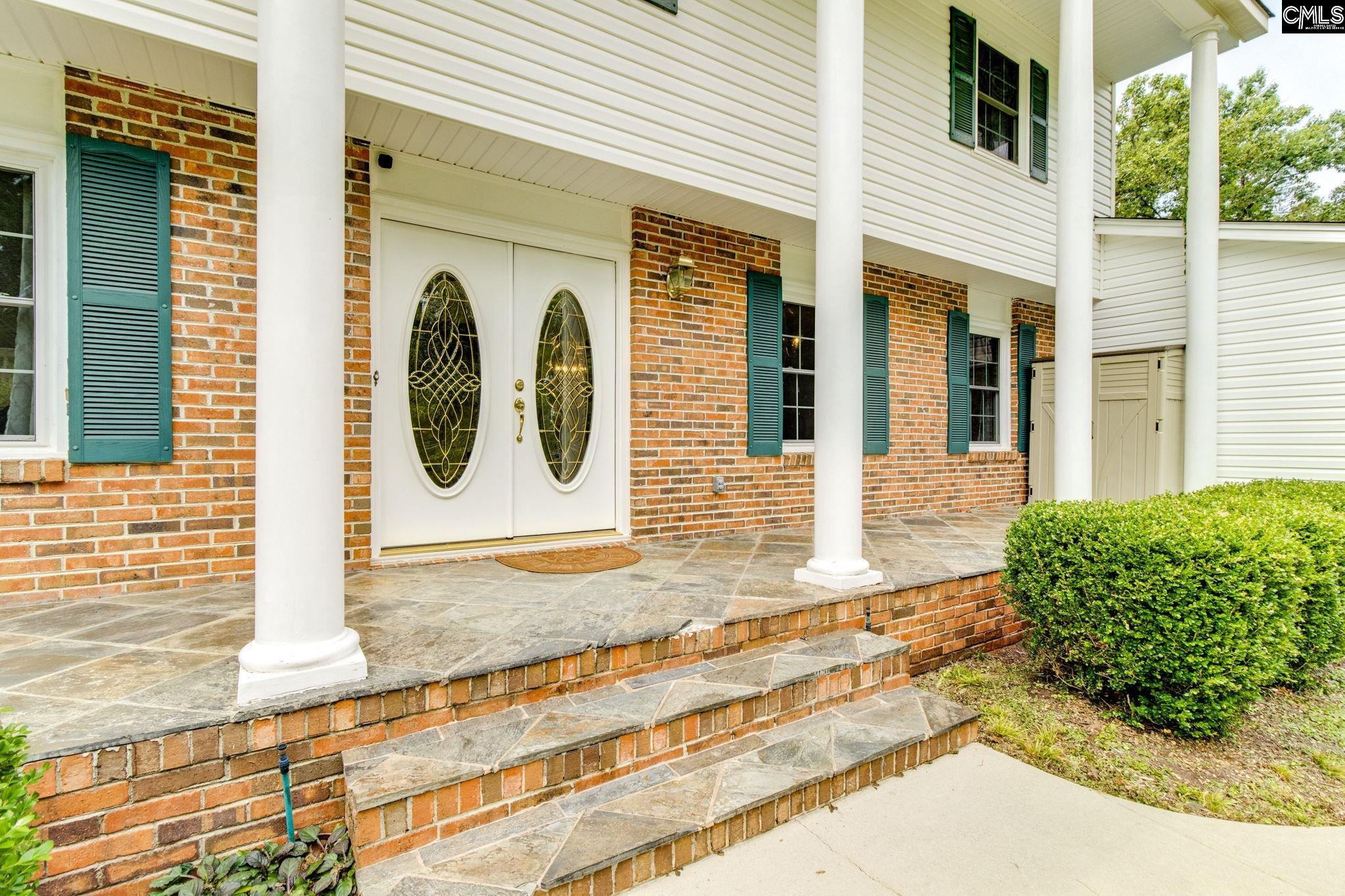Residential in Chapin 5
