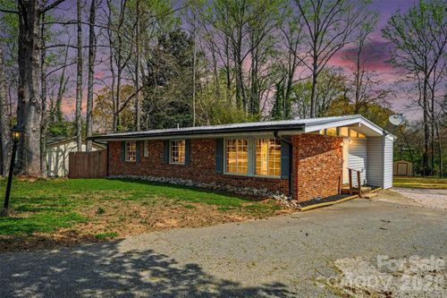 518 Annex Ave, Kannapolis, NC, 28083-4005 | Card Image