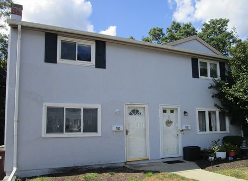 10-10 Lewis Farm Rd, Dedham, MA, 02026-2604 | Card Image