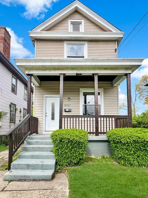 3427 Woodburn Ave, Cincinnati, OH, 45207-1520 | Card Image