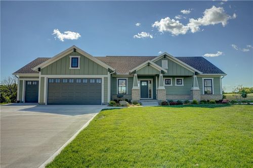 3 Red Fox Cir, Lake Winnebago, MO, 64034-5202 | Card Image