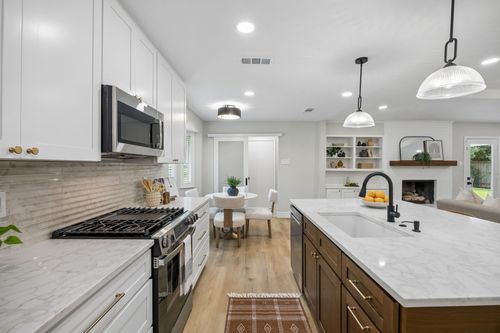 3018 Deep Valley Trl, Plano, TX, 75075-1989 | Card Image