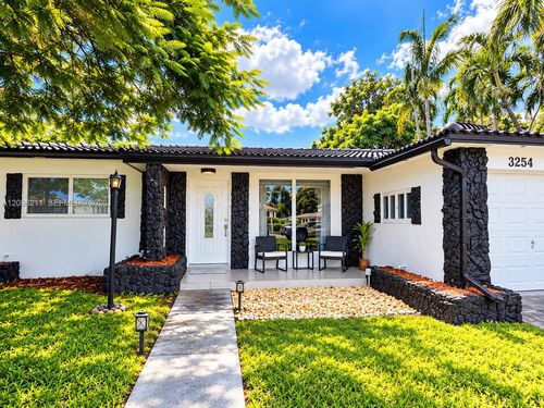 3254 Lincoln St, Hollywood, FL, 33021-6148 | Card Image