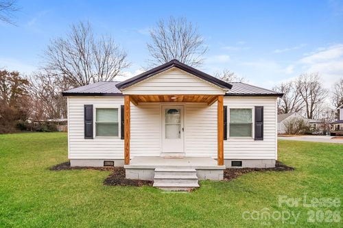 502 Hickory Avenue, Statesville, NC, 28677 | Card Image
