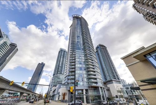 3205-2008 Rosser Ave, Burnaby, BC, V5C0H8 | Card Image