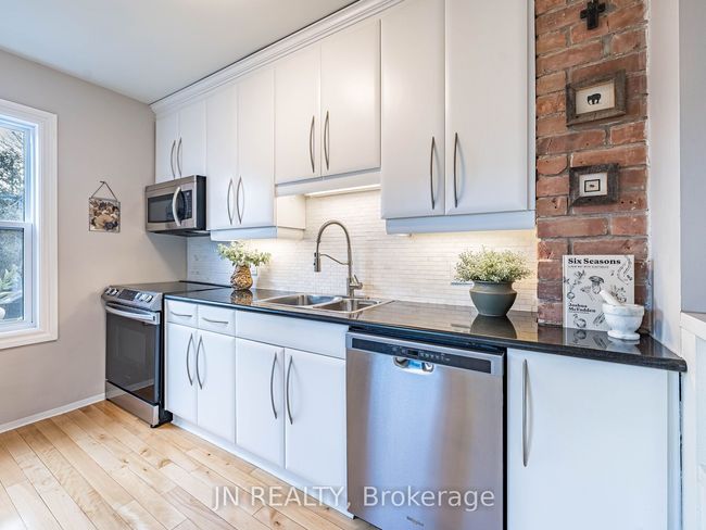 10 Roseheath Ave, House attached with 2 bedrooms, 2 bathrooms and null parking in Toronto ON | Image 19